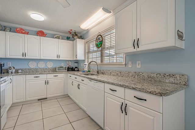 204 N 27th Avenue, North Myrtle Beach, SC 29582