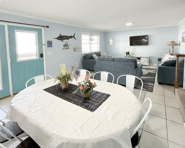 204 N 27th Avenue, North Myrtle Beach, SC 29582