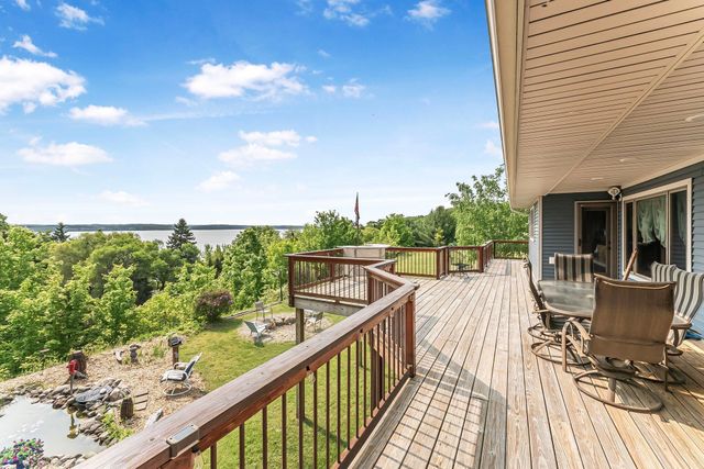 11660 Indian Road, Kewadin, MI 49648