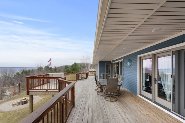 11660 Indian Road, Kewadin, MI 49648