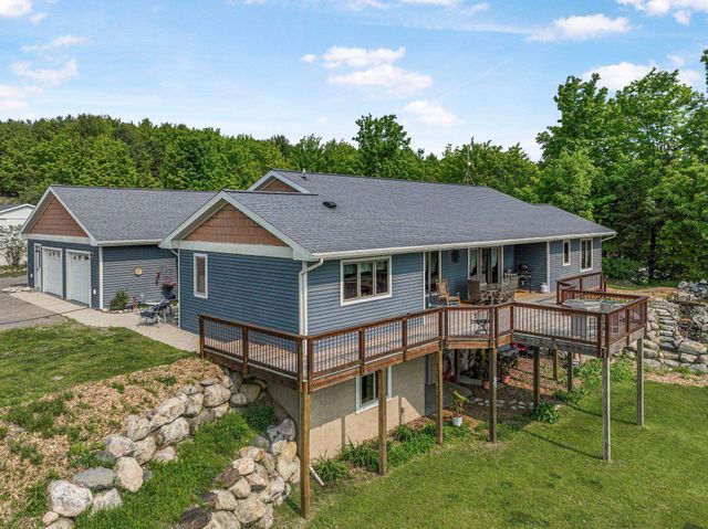 11660 Indian Road, Kewadin, MI 49648