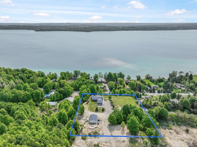 11660 Indian Road, Kewadin, MI 49648