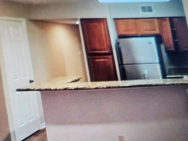 2425 Holly Hall St Street 83, Houston, TX 77054