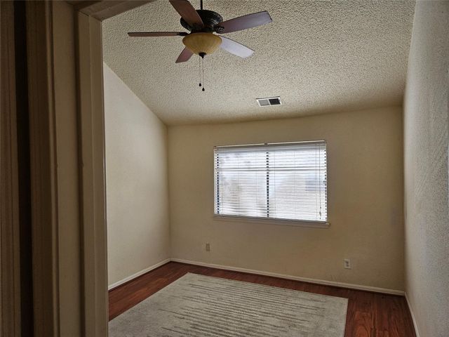 2425 Holly Hall St Street 83, Houston, TX 77054