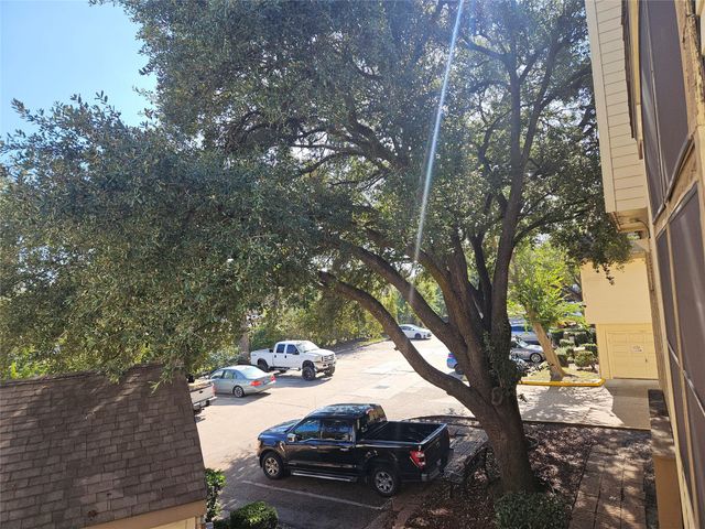 2425 Holly Hall St Street 83, Houston, TX 77054