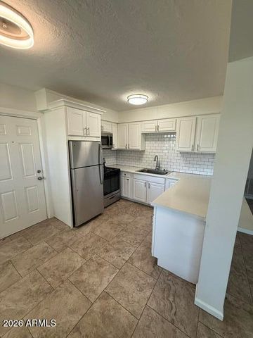 2545 E CLARENDON Avenue 3, Phoenix, AZ 85016