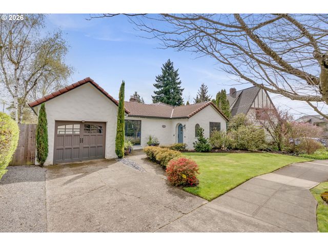 3830 Ne WISTARIA Dr, Portland, OR 97212