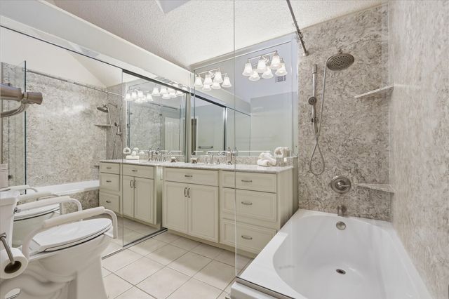 18095 Whispering Gables Lane, Dallas, TX 75287