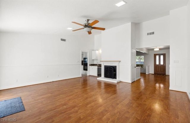 10 Pheasant Ridge Circle, Henderson, NV 89014