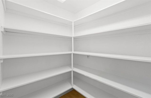 10 Pheasant Ridge Circle, Henderson, NV 89014