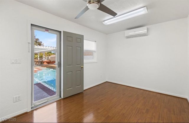 10 Pheasant Ridge Circle, Henderson, NV 89014