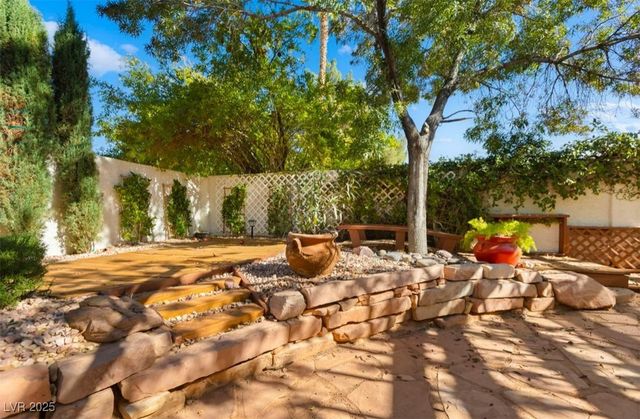 10 Pheasant Ridge Circle, Henderson, NV 89014