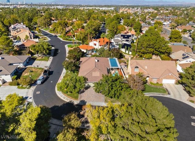 10 Pheasant Ridge Circle, Henderson, NV 89014