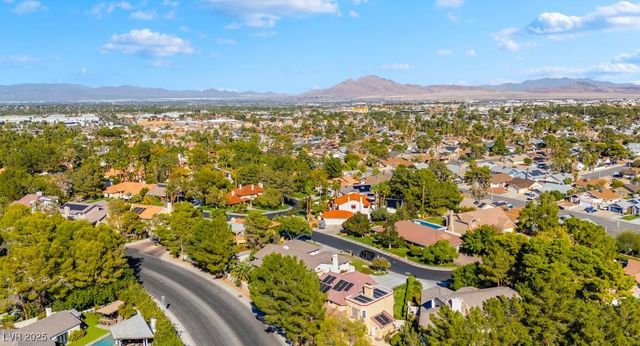 10 Pheasant Ridge Circle, Henderson, NV 89014