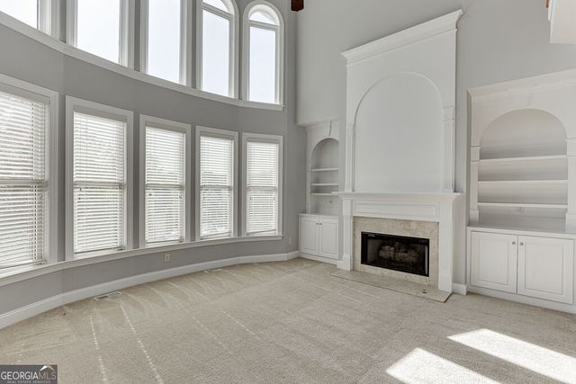 7708 Sleepy Lagoon Way, Flowery Branch, GA 30542