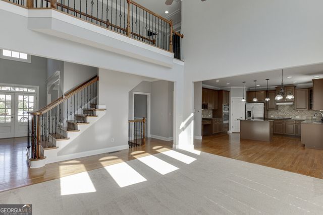 7708 Sleepy Lagoon Way, Flowery Branch, GA 30542