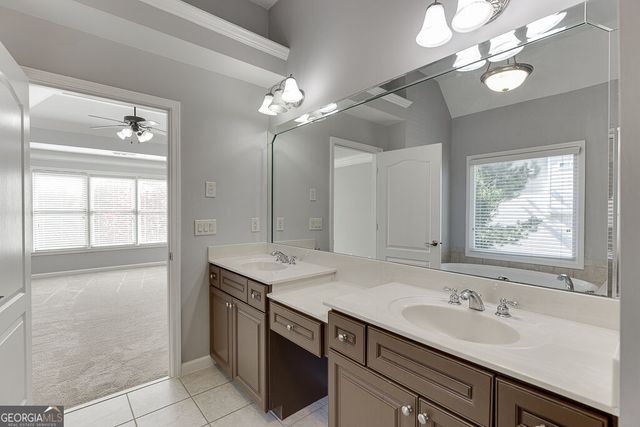 7708 Sleepy Lagoon Way, Flowery Branch, GA 30542
