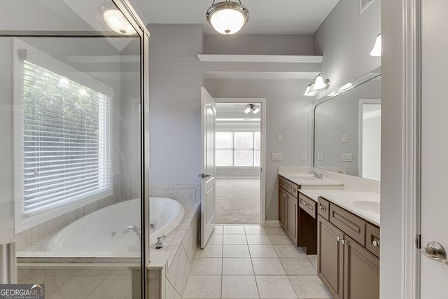 7708 Sleepy Lagoon Way, Flowery Branch, GA 30542