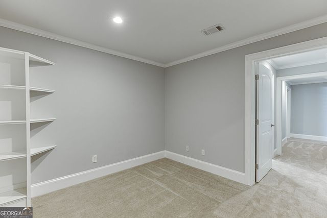 7708 Sleepy Lagoon Way, Flowery Branch, GA 30542