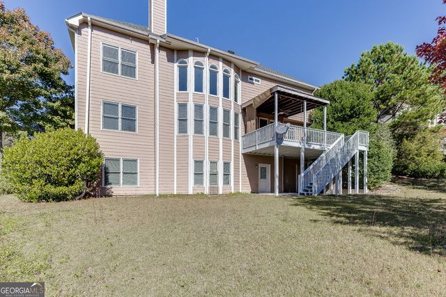 7708 Sleepy Lagoon Way, Flowery Branch, GA 30542