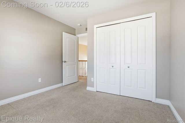 1030 Woodside Court, Oxford Charter Township, MI 48371