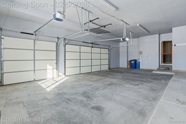 1030 Woodside Court, Oxford Charter Township, MI 48371