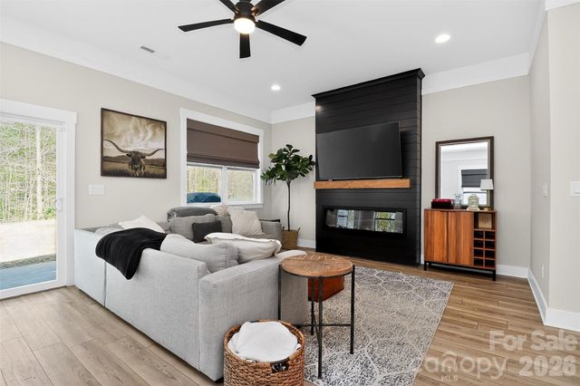 1101 Masefield Avenue, Matthews, NC 28105