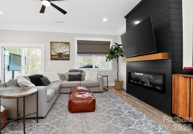 1101 Masefield Avenue, Matthews, NC 28105