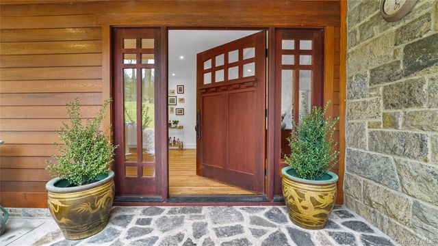 4 Bridge Lane, Croton-on-hudson, NY 10520