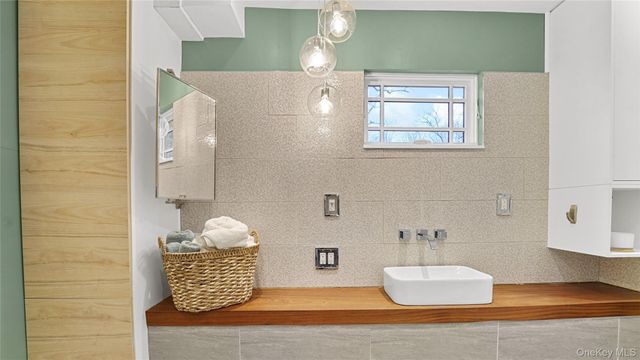 4 Bridge Lane, Croton-on-hudson, NY 10520