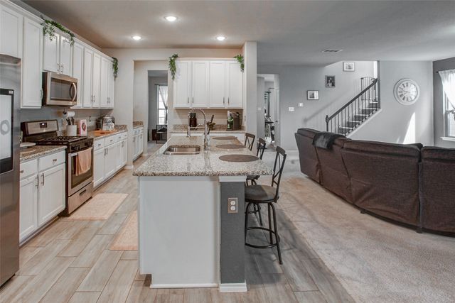 2820 Brittlebush Drive, Fort Worth, TX 76108