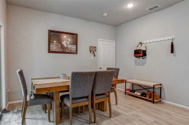 2820 Brittlebush Drive, Fort Worth, TX 76108