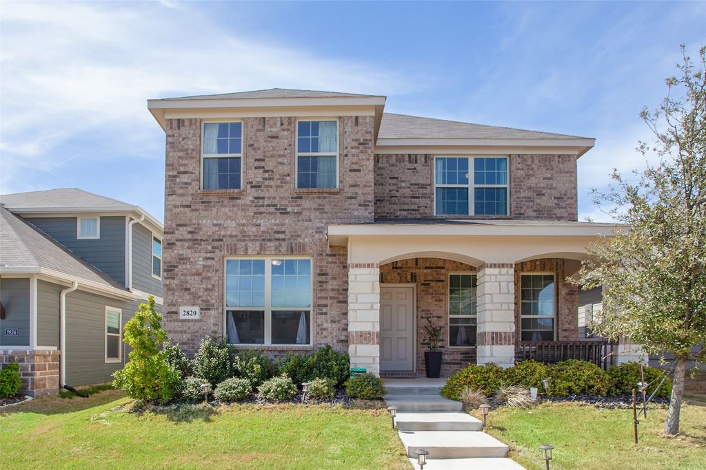 2820 Brittlebush Drive, Fort Worth, TX 76108