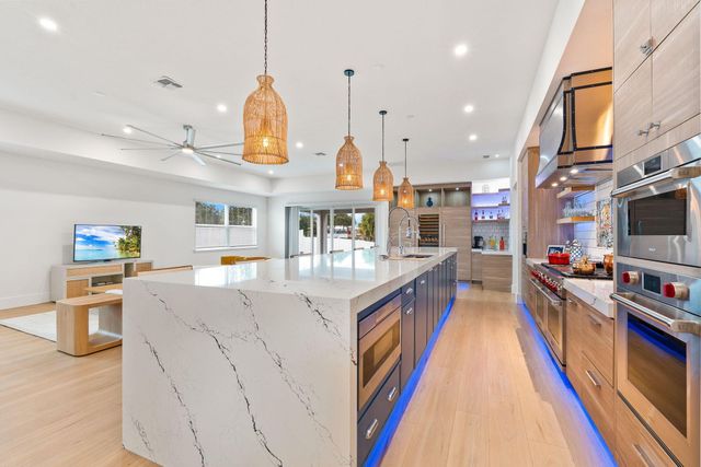 105 NE Sagamore Terrace, Port St Lucie, FL 34983