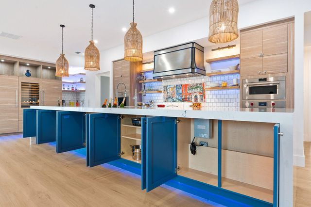 105 NE Sagamore Terrace, Port St Lucie, FL 34983