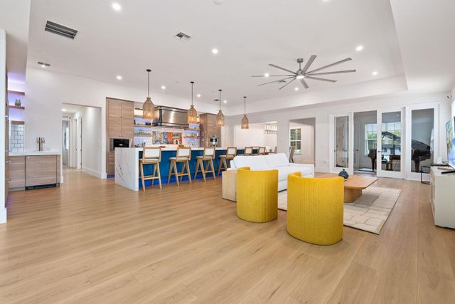 105 NE Sagamore Terrace, Port St Lucie, FL 34983