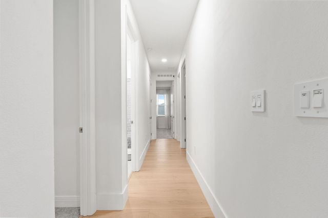 105 NE Sagamore Terrace, Port St Lucie, FL 34983