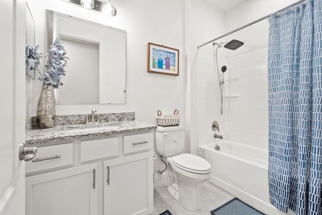 105 NE Sagamore Terrace, Port St Lucie, FL 34983