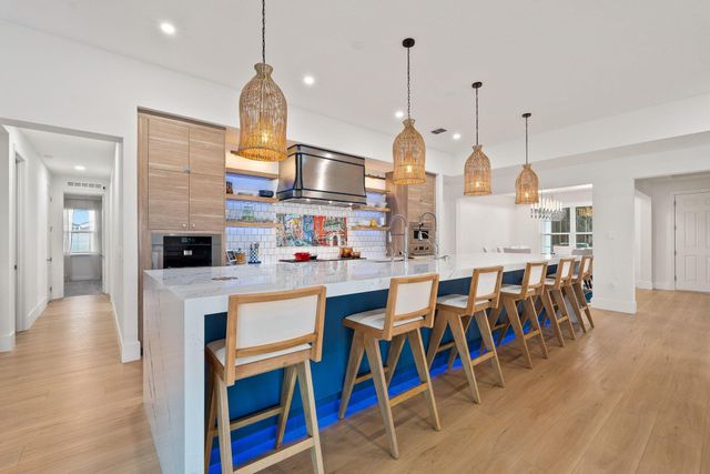 105 NE Sagamore Terrace, Port St Lucie, FL 34983