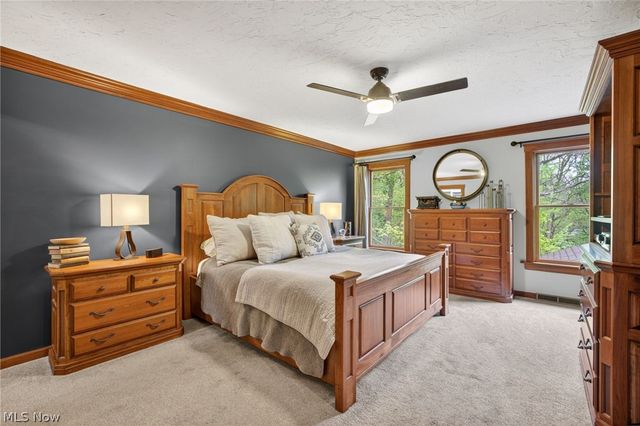 607 Highwood Drive, Cuyahoga Falls, OH 44223