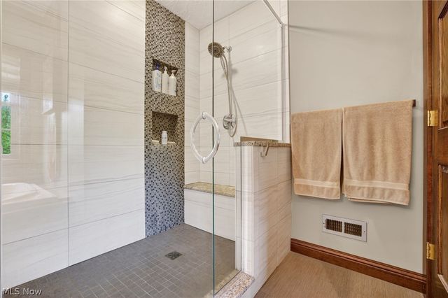 607 Highwood Drive, Cuyahoga Falls, OH 44223