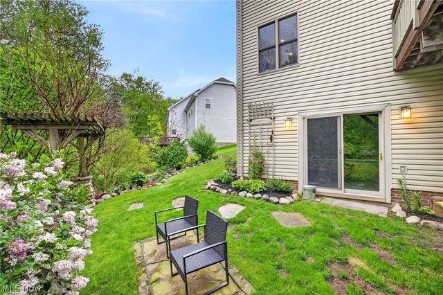 607 Highwood Drive, Cuyahoga Falls, OH 44223