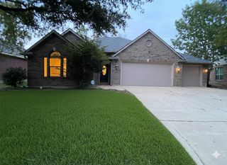 13510 Wintercrest Drive, Montgomery, TX 77356