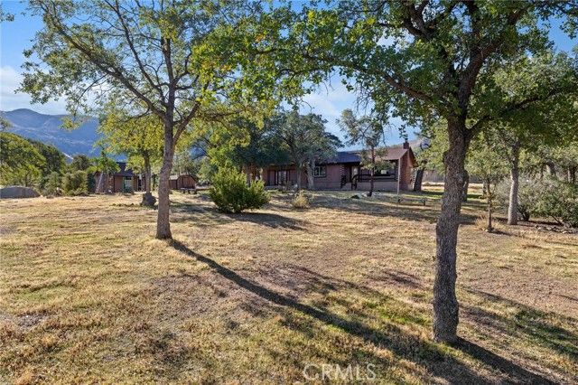 3300 Cook Peak Road, Lake Isabella, CA 93240