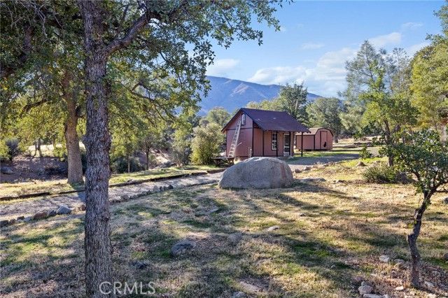 3300 Cook Peak Road, Lake Isabella, CA 93240