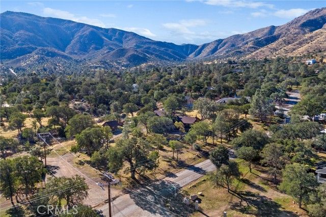 3300 Cook Peak Road, Lake Isabella, CA 93240