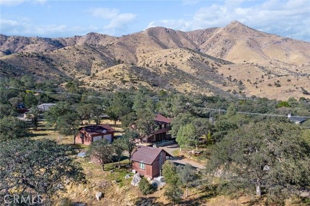 3300 Cook Peak Road, Lake Isabella, CA 93240