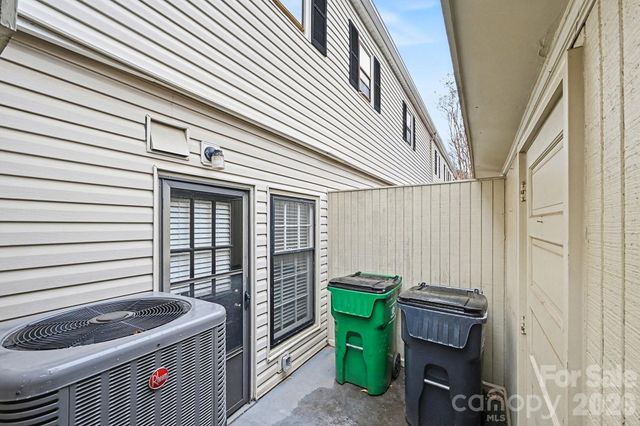 5947 Quail Hollow Road, Charlotte, NC 28210