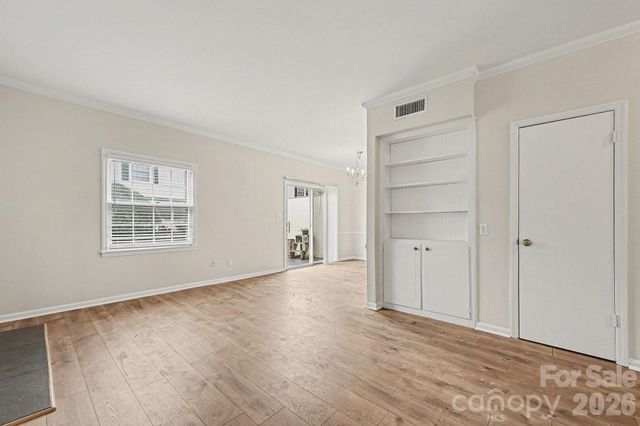 5947 Quail Hollow Road, Charlotte, NC 28210