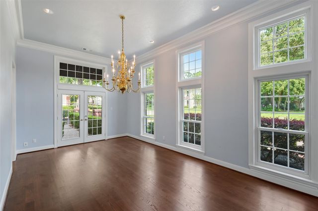 5607 Walnut Point Drive, Houston, TX 77345